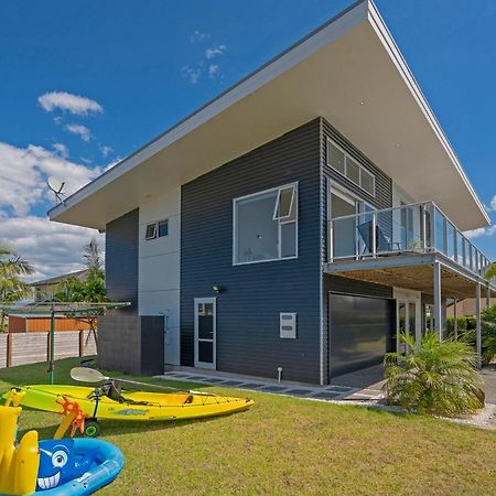 Aquila Waters - Whitianga Holiday Home Exterior foto