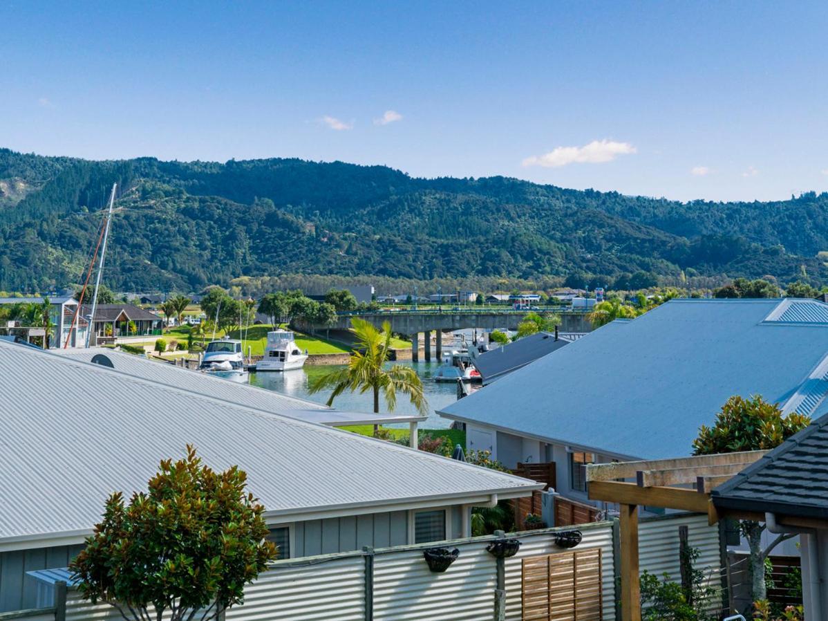 Aquila Waters - Whitianga Holiday Home Exterior foto