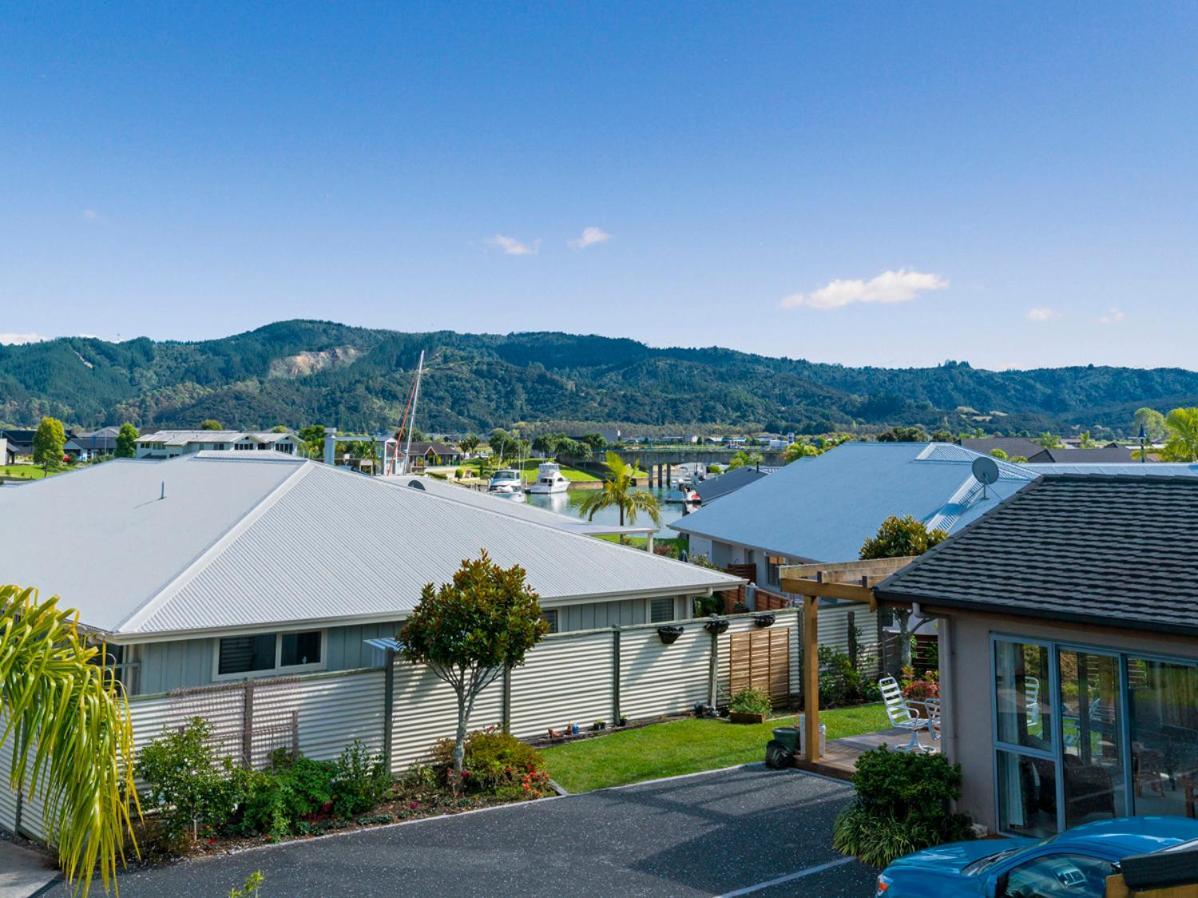 Aquila Waters - Whitianga Holiday Home Exterior foto